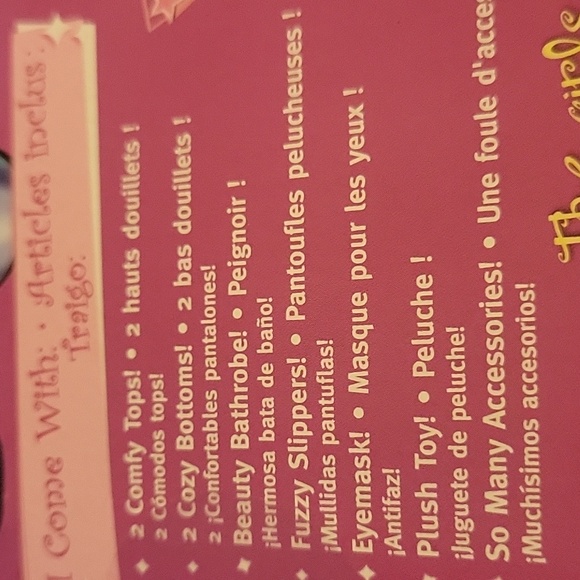 NIB 2024 Bratz Slumber Party "Yasmin" Fashion Doll With Accessories Ages 6 & Up - Picture 10 of 11